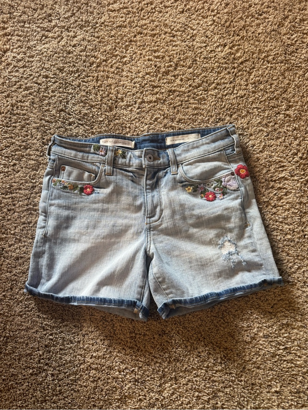 Pilcro Anthropologie Floral Embroidered Denim Shorts Size 27 Boyfriend Fit